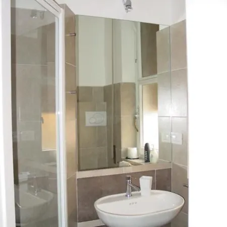 A Via Alessandro Torlonia * Ρώμη